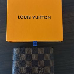 Louis Vuitton- Damier Eben Cross