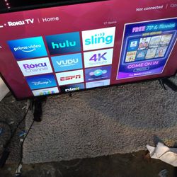 58 Inch TCL Roku Smart Tv W Original Remote, W LED Lights. Can Deliver For Xtra $5
