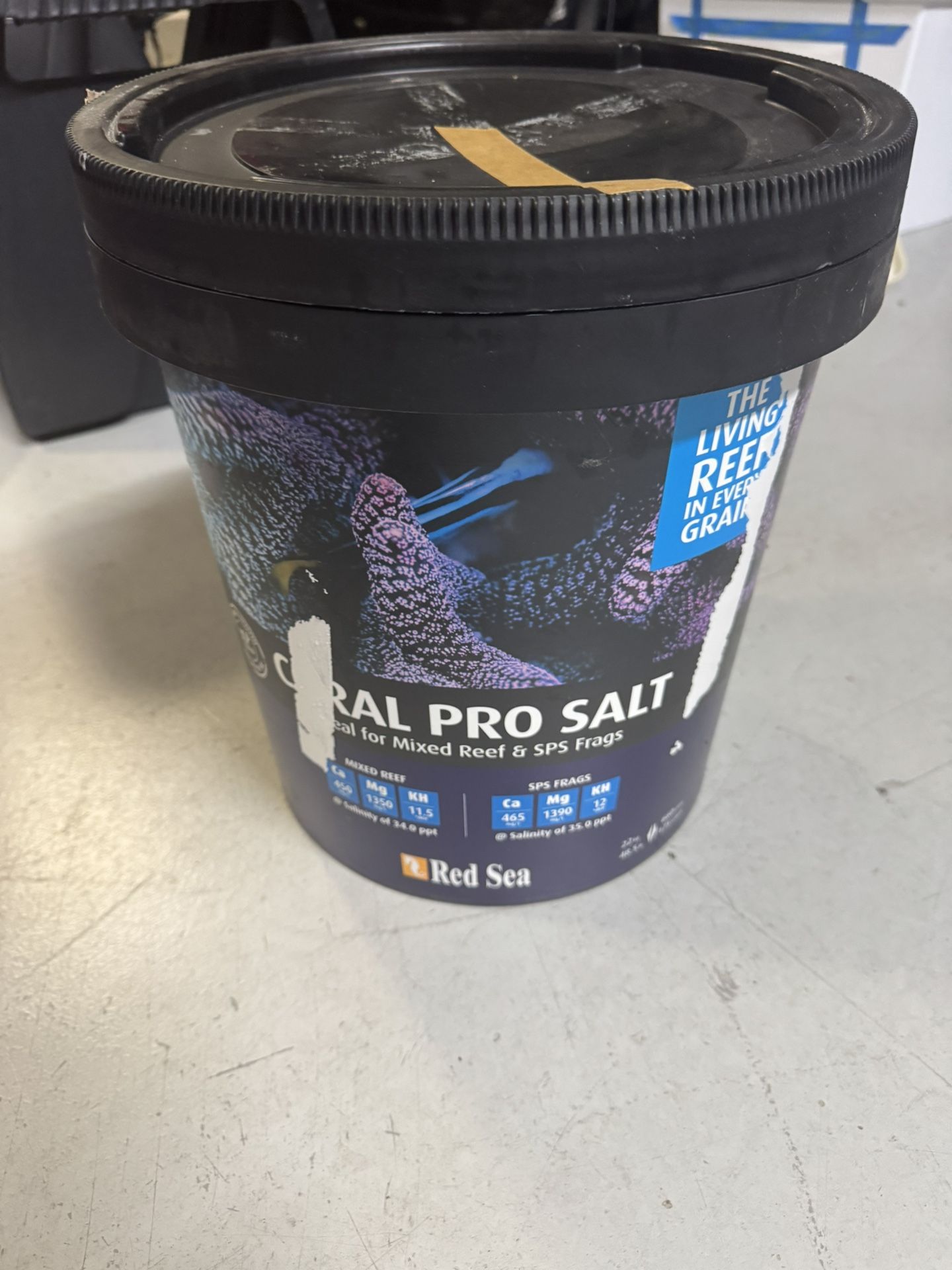 Red Sea Coral Pro Salt, Treats 175 Gallons, 48.5 lbs.