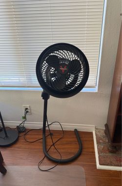 Vornado floor fan $15