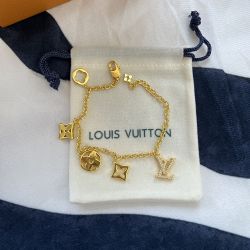  Flower And Letter Charm Bracelet 