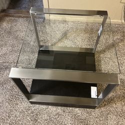 GLASS END TABLE