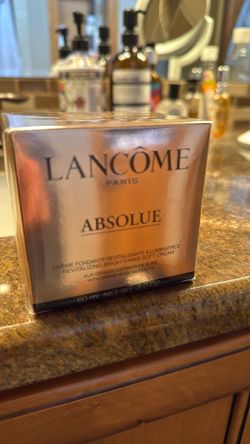 Lancôme Absolue revitalizing brightening soft cream