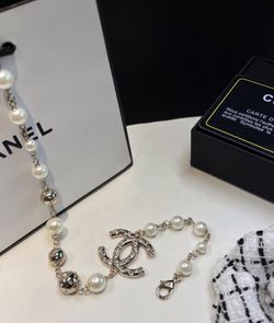 Light gold rhinestone double C surface metal ball size pearl short necklace