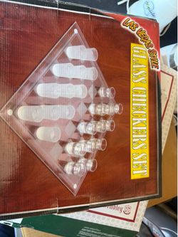 Glass checker set