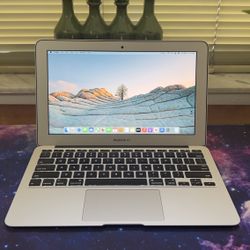 MacBook Air 11inch 2014