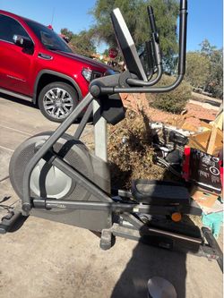 Epic A32 elliptical