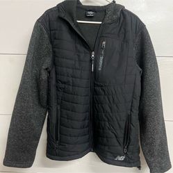 NWT  New Balance Puffer/Sweater Hooded Jacket Size Small 