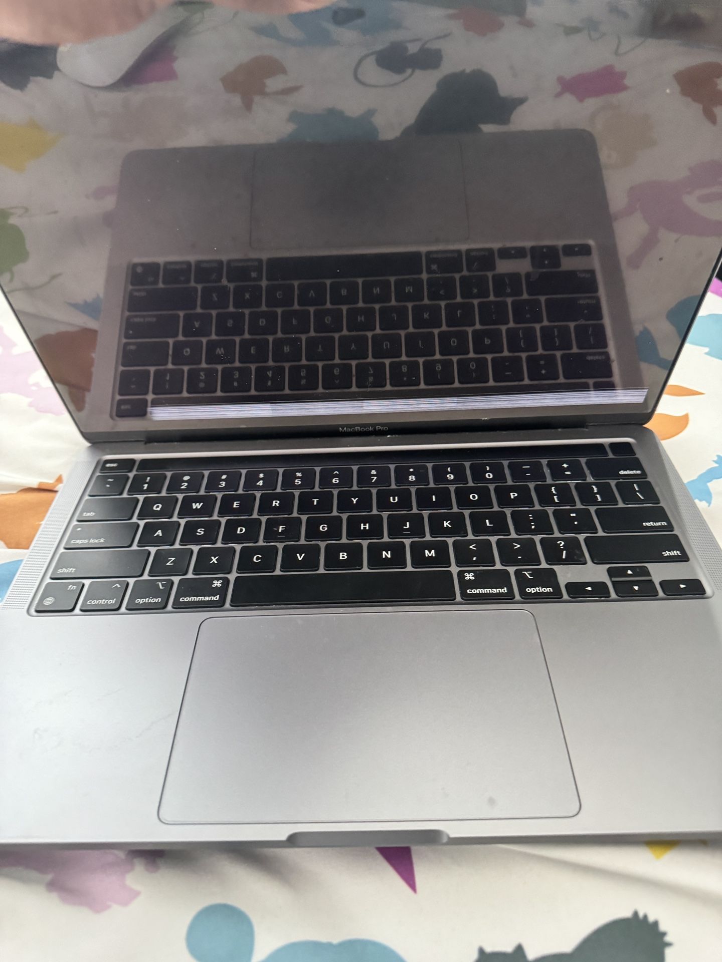 *screen Broke* MacBook Pro M1