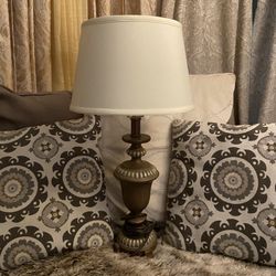 LAMP / DESK SUPPLIES / HOME DECOR / VINTAGE / ELEGANT
