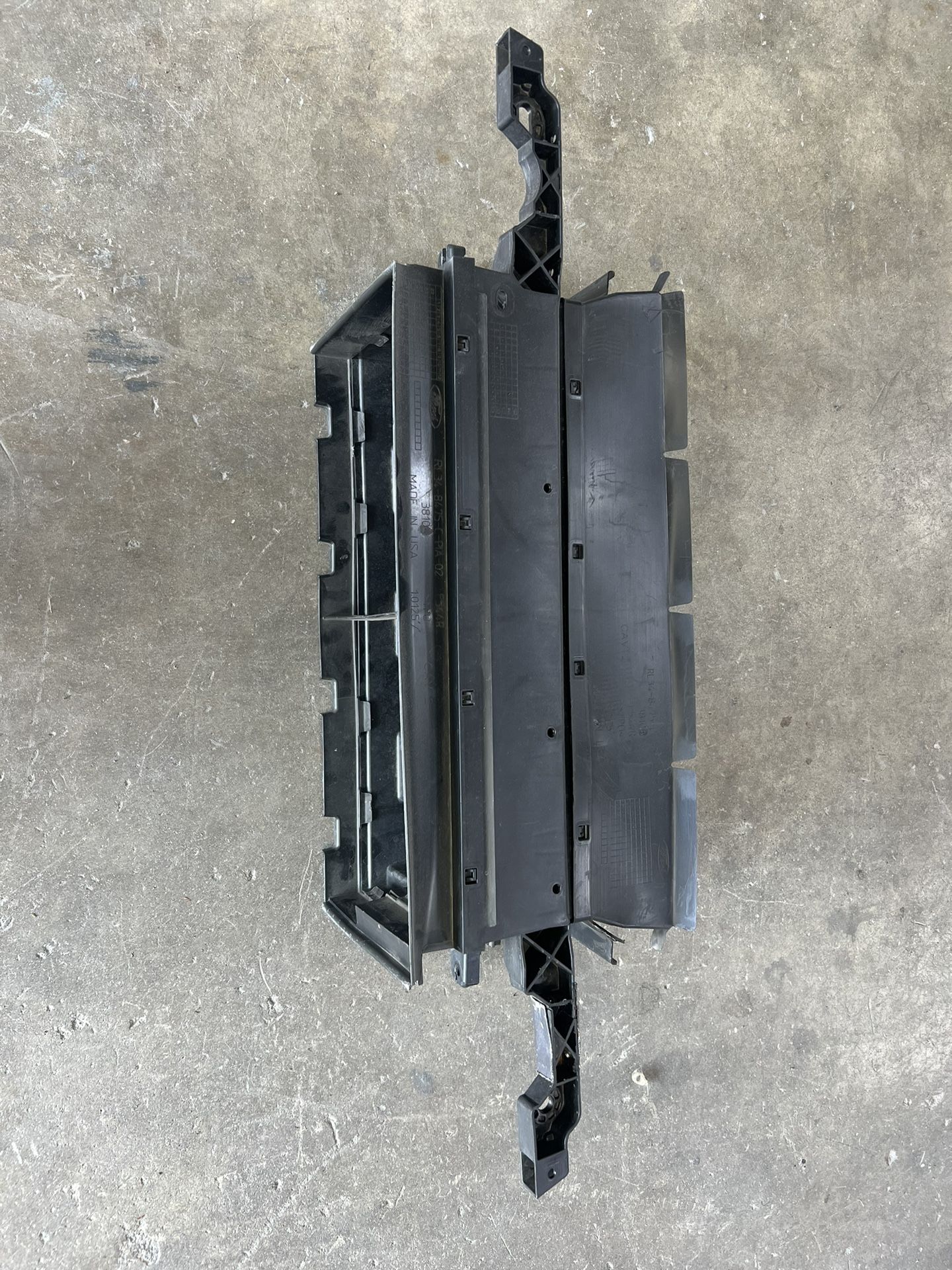 Ford Lower Shutter For 21-23 F150