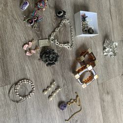 All Jewleries - Rings/ Bracelets/ Necklace/ Earrings
