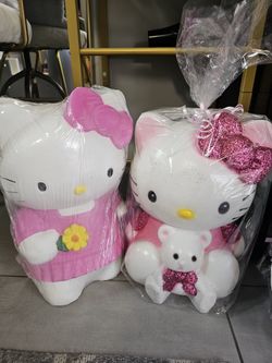 Hello Kitty Piggy Bank