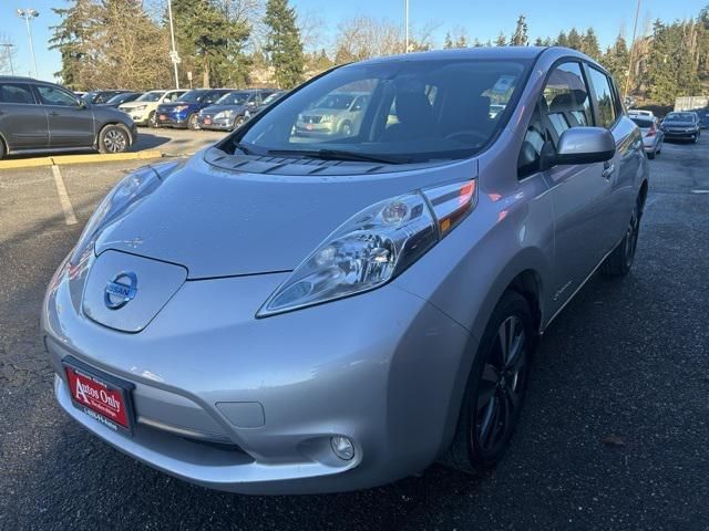 2016 Nissan LEAF