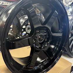 18” Vors Wheels 5x114.3 Gloss Black