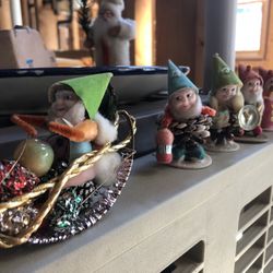 Bundle Sale  Small Winter Figures.. Basket Of Accessories