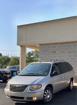 2007 Chrysler Town & Country