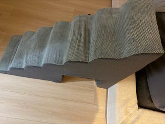 Dog stairs