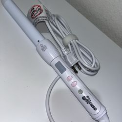 New Curling iron Original prise 118$