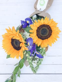 Fresh flowers for $30 (delivery includes)