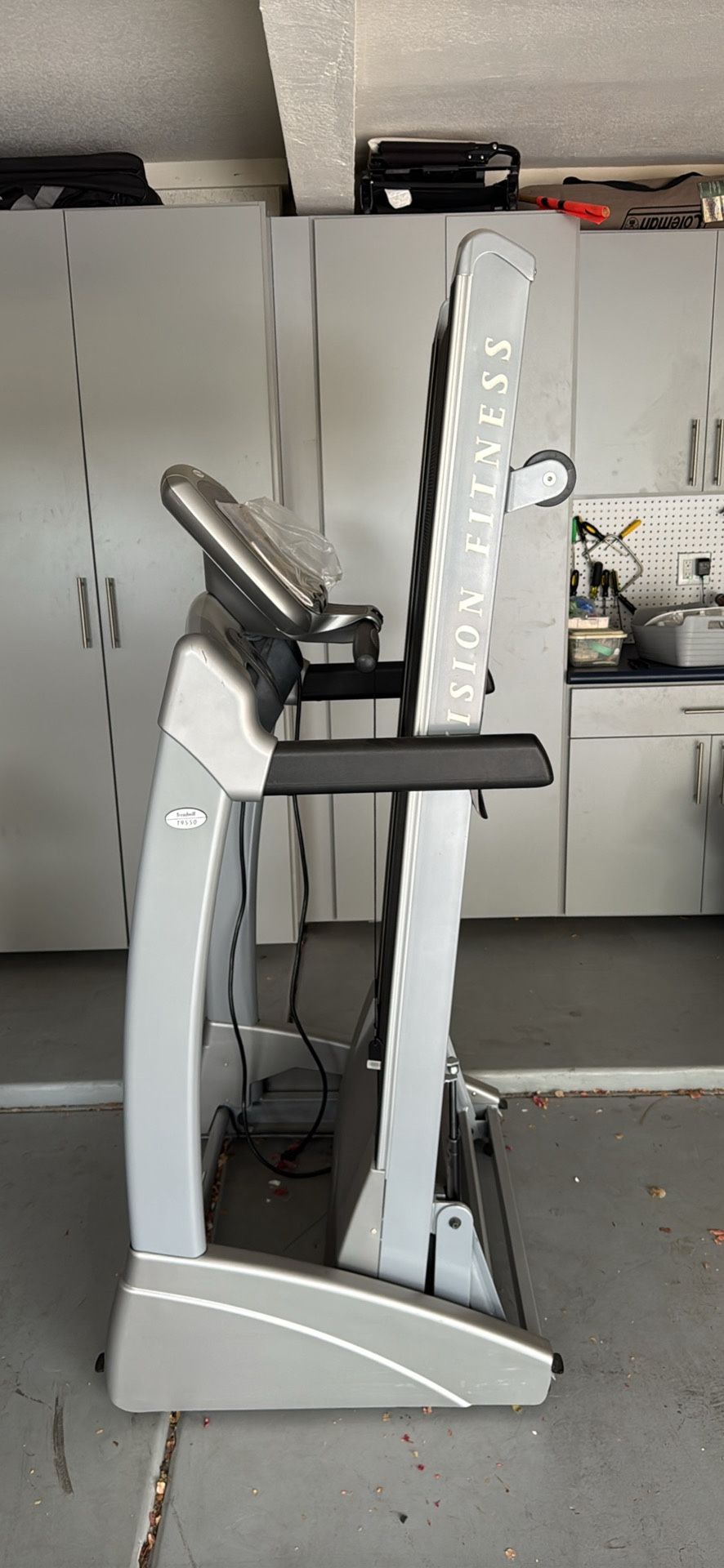 Treadmill - Vision Fitness T9550