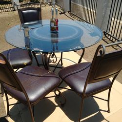 Glass Table And Chairs 