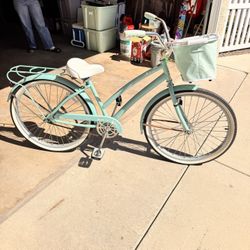 Huffy Cruiser With Basket