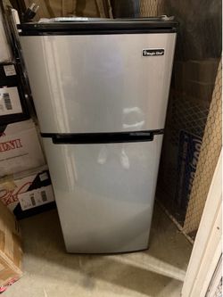 Medium Fridge with freezer