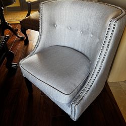 Elegant Upholstered chair - Cash Only