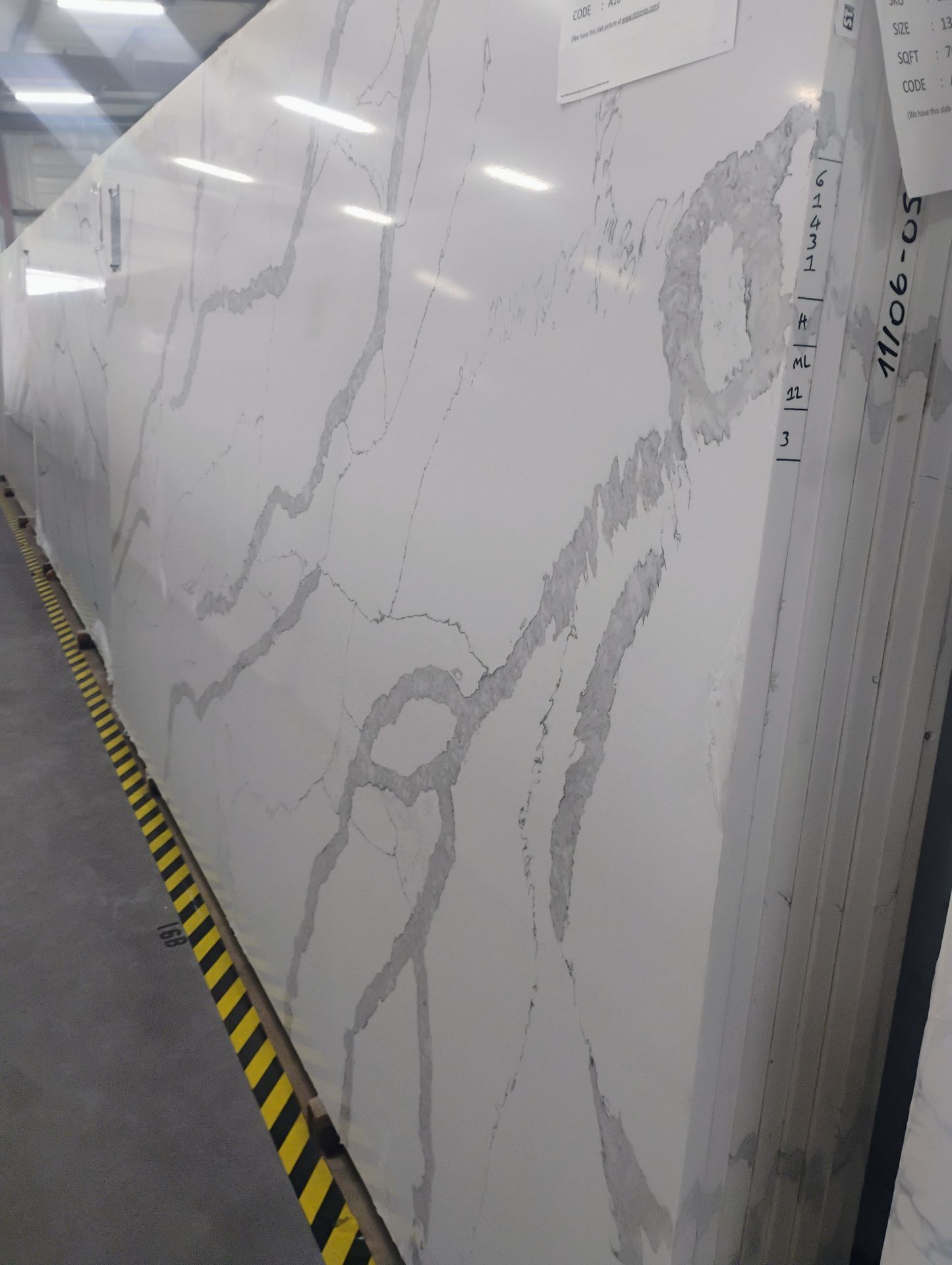 Kitchen countertop granite Quartz