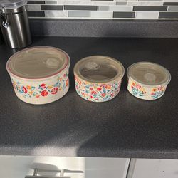 Pioneer Women Stoneware