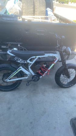 Emoji street rod