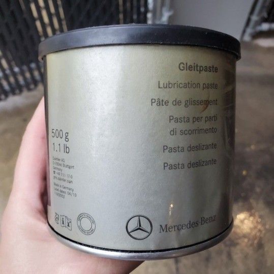 Mercedes Genuine Lubricating Paste