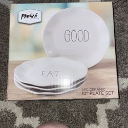 4pc Plate Set