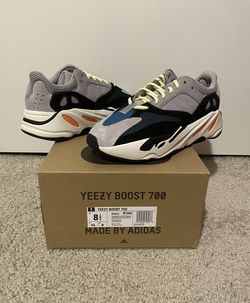 NEW YEEZY 700 WAVE RUNNERS 8.5 MEN AUTHENTIC WITH RECEIPT.