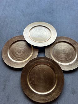 Decor trays / plates set 4 Dlrs
