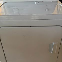 AMANA HE ELECTRIC DRYER. PERFECT WORKING CONDITION.