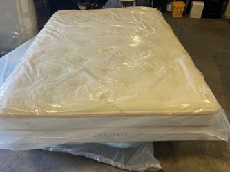 Queen mattress Saatva Classic 14.5 $589