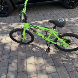Razor FS20 Green BMX Bike