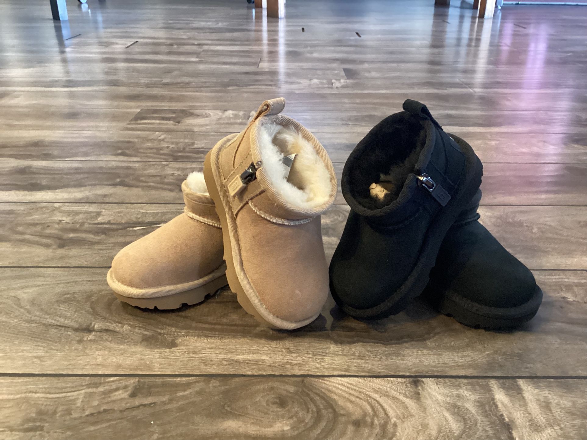 Uggs Toddler Ultra Mini Classic Size 5 Through 12