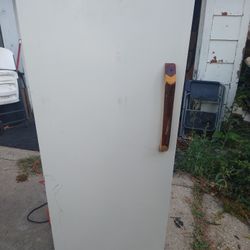 Garage Beer Dorm Fridge 