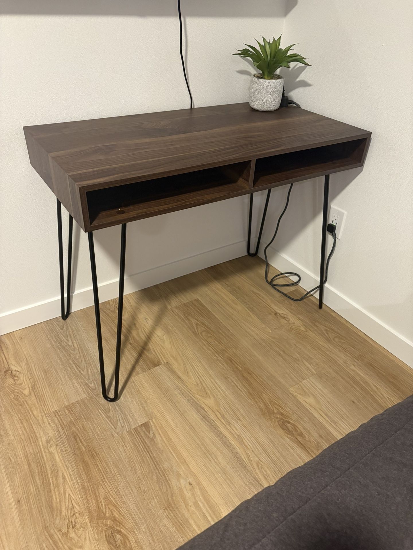 Brand New Target Threshold Modern Desk! Moving!