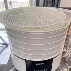 Dehydrator