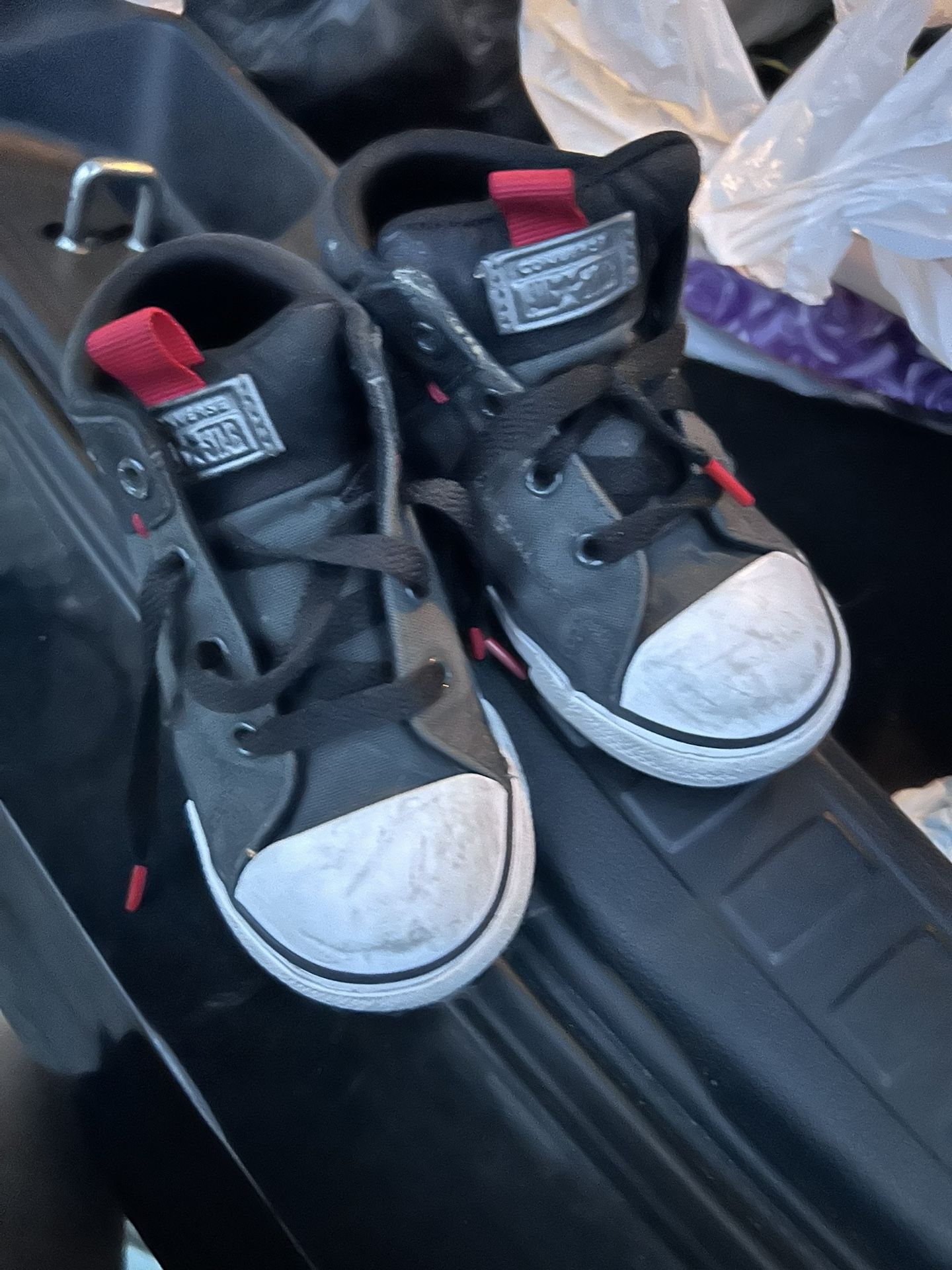 Converse Size 8T