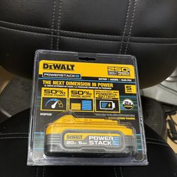 DEWALT POWERSTACK 20v LITHIUM-Ion 5.0 Ah BATTERY PACK