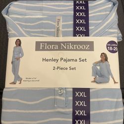 New women’s Flora Nikrooz pajama Set size XXL
