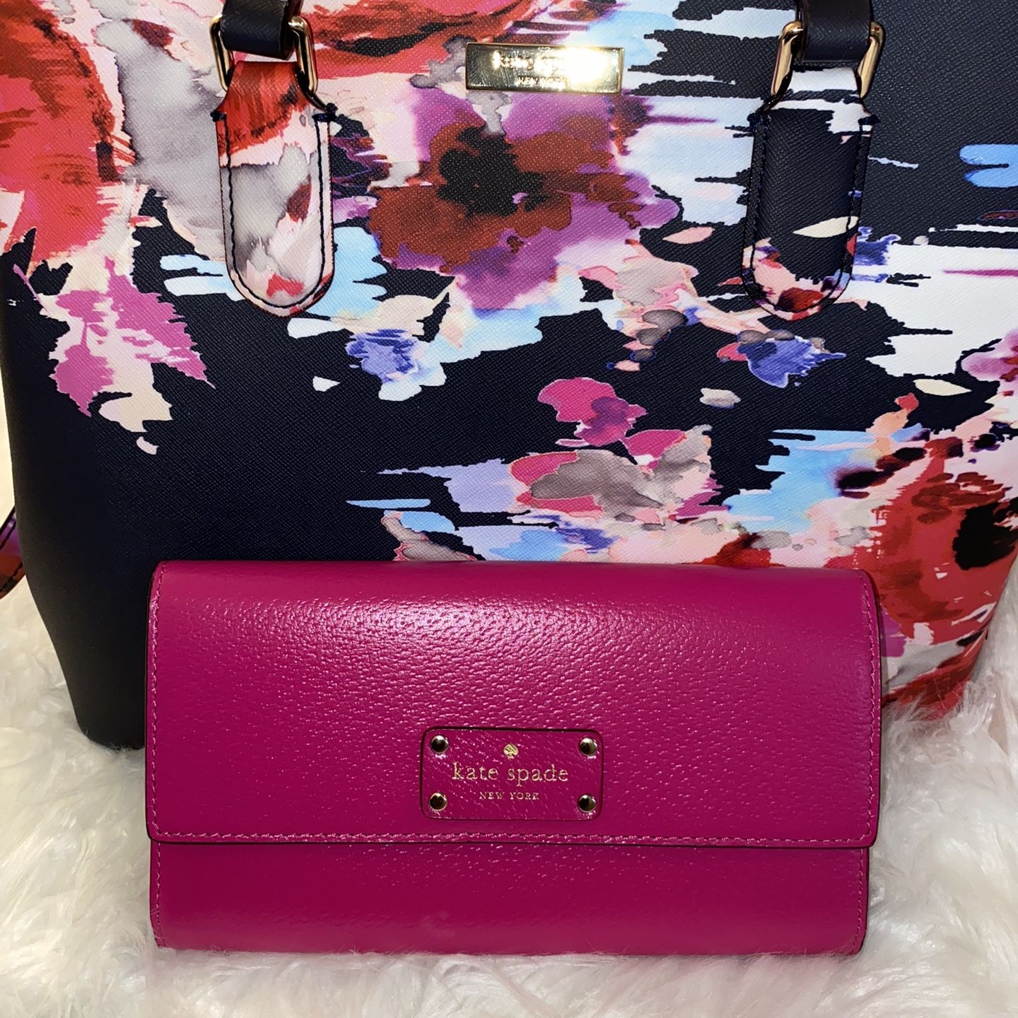 Kate Spade Purse for Sale in Palm Shores, FL - OfferUp