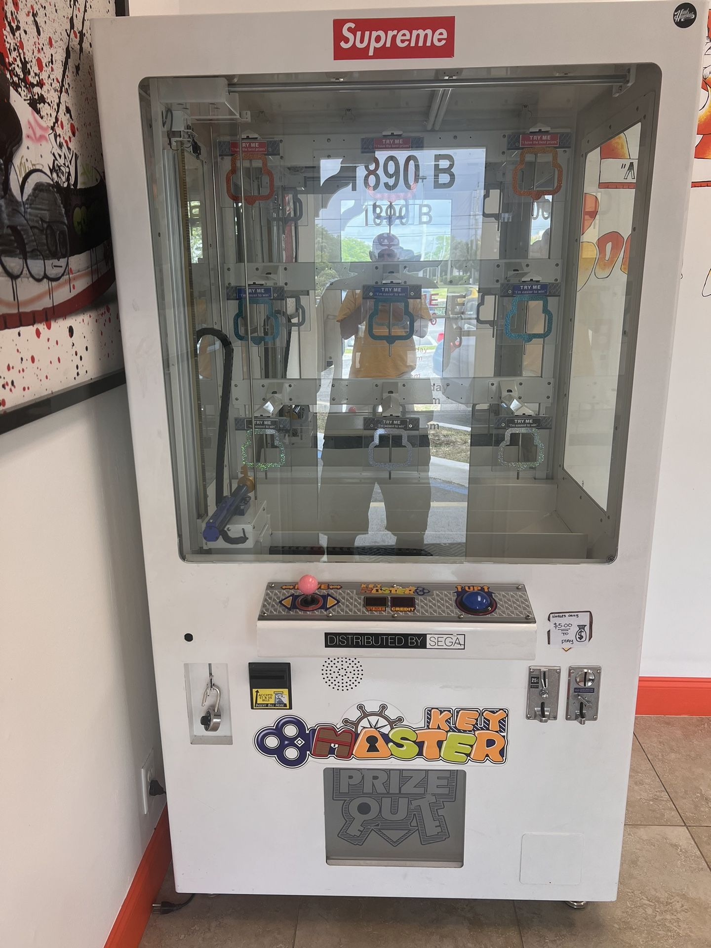 Sneaker Vending Machine for Sale in Boca Raton, FL - OfferUp