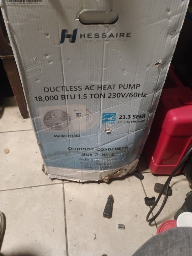 New DUCTLESS AC/ HEAT PUMP $750