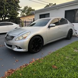 2013 Infiniti G37